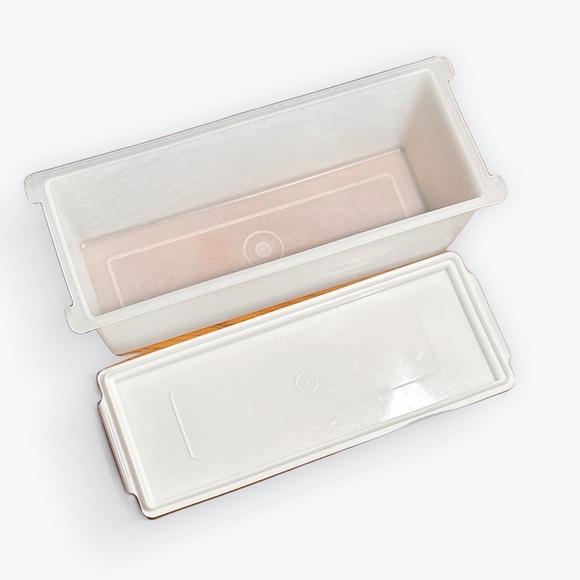 Vintage Tupperware Fridge/Storage Container - Picture 4 of 11